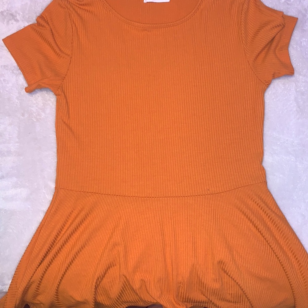 Orange top